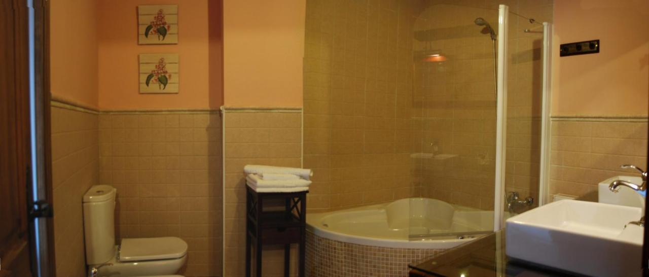 La Noguera De Socasa Pension Romancos Buitenkant foto
